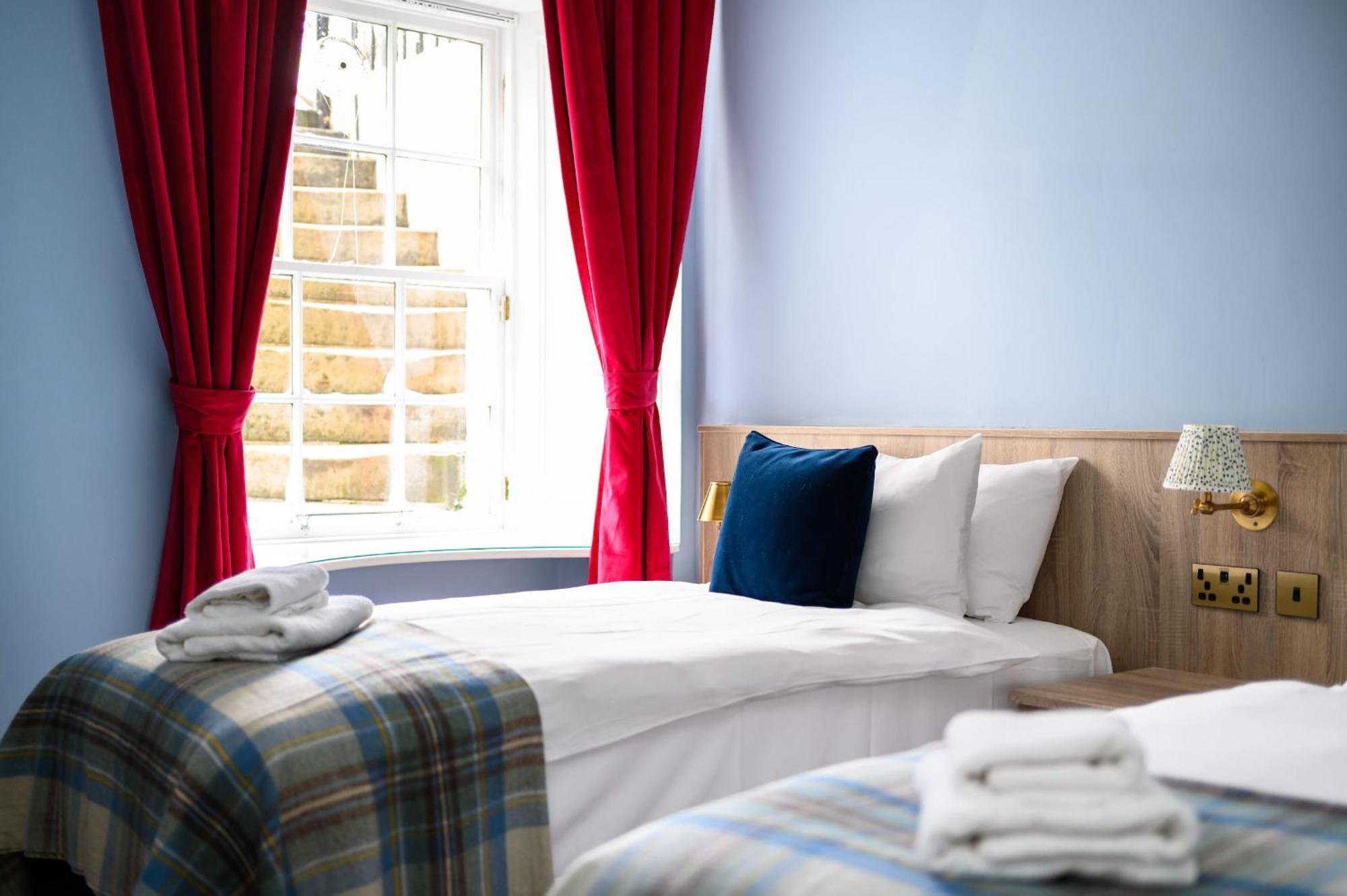 Queen Charlotte Guesthouse EDI Eksteriør bilde