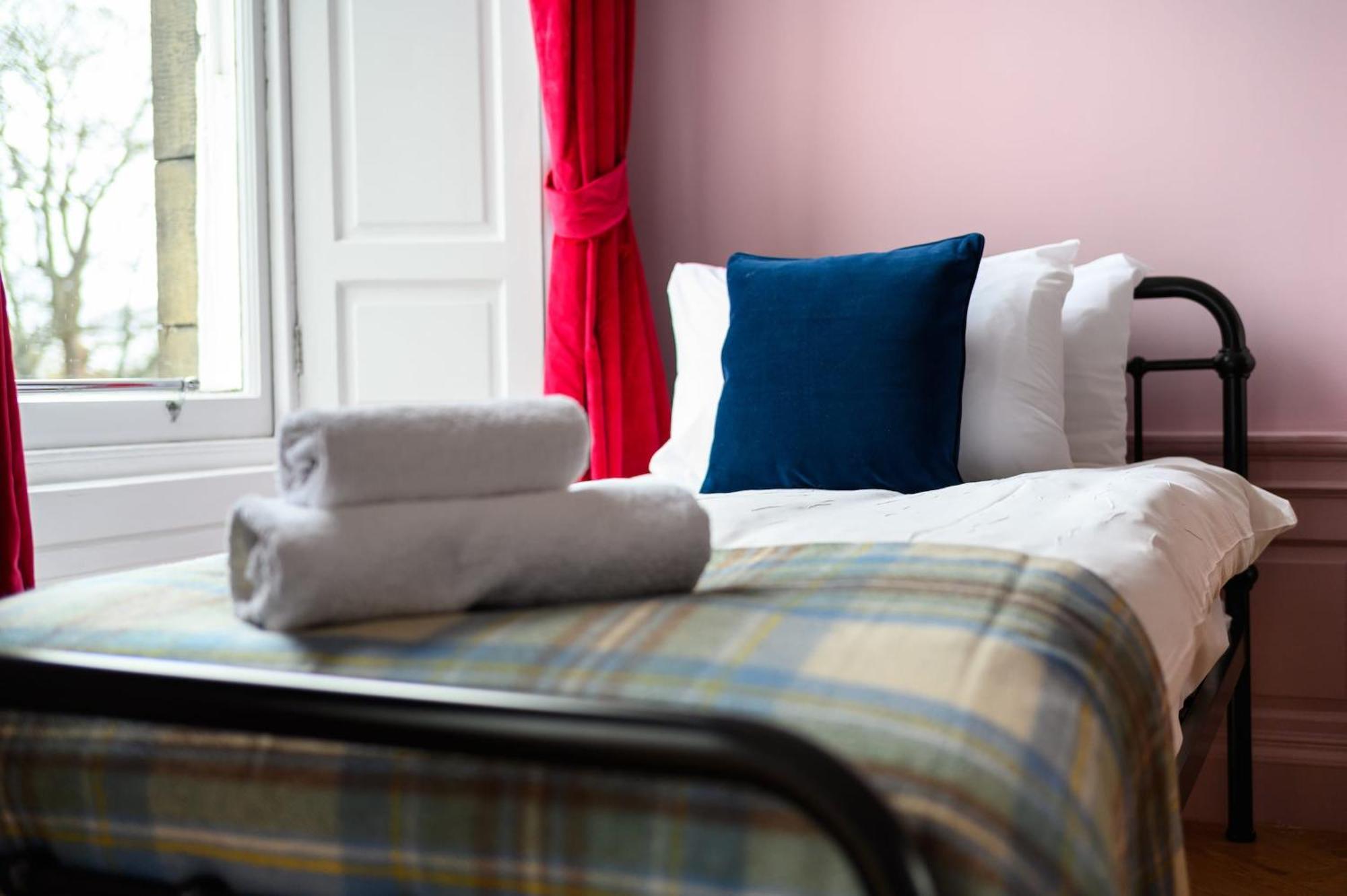Queen Charlotte Guesthouse EDI Eksteriør bilde